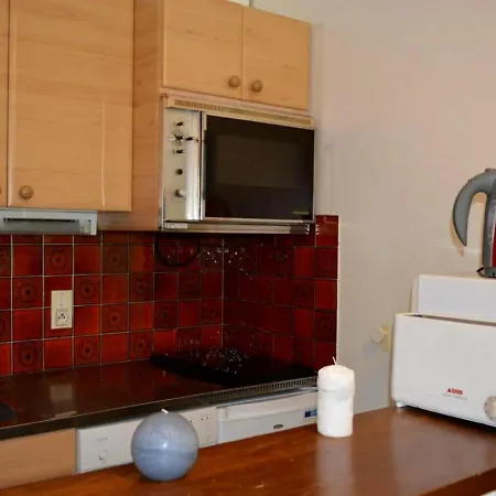 Confortable Avec Parking Au Grand Bornand - Fr-1-241-132 Apartment *