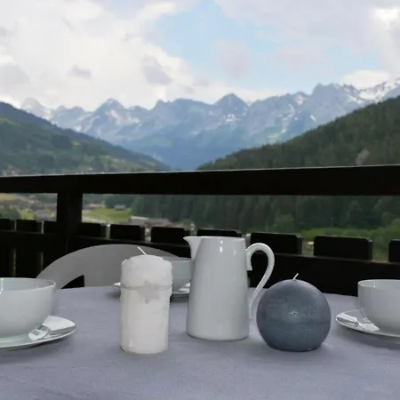Confortable Avec Parking Au Grand Bornand - Fr-1-241-132 * Le Grand-Bornand